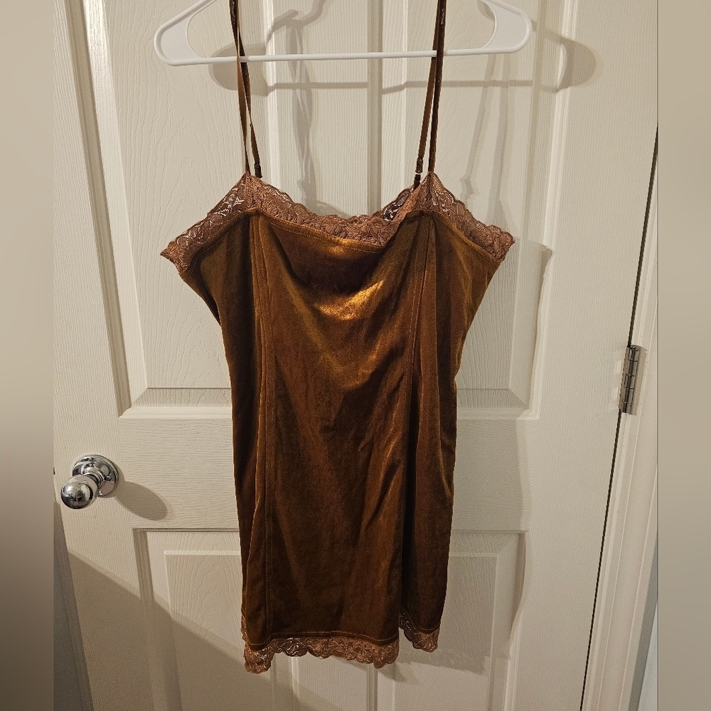 Vintage Vtg Delicates Dark Gold Velvet LingerieChemise Slip Lace Size M
